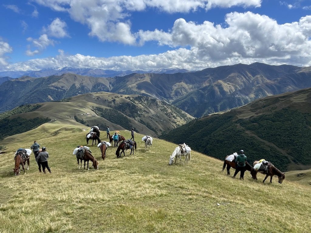 RANDONNEE CHEVAL HORSE RIDING TUSHETI 
